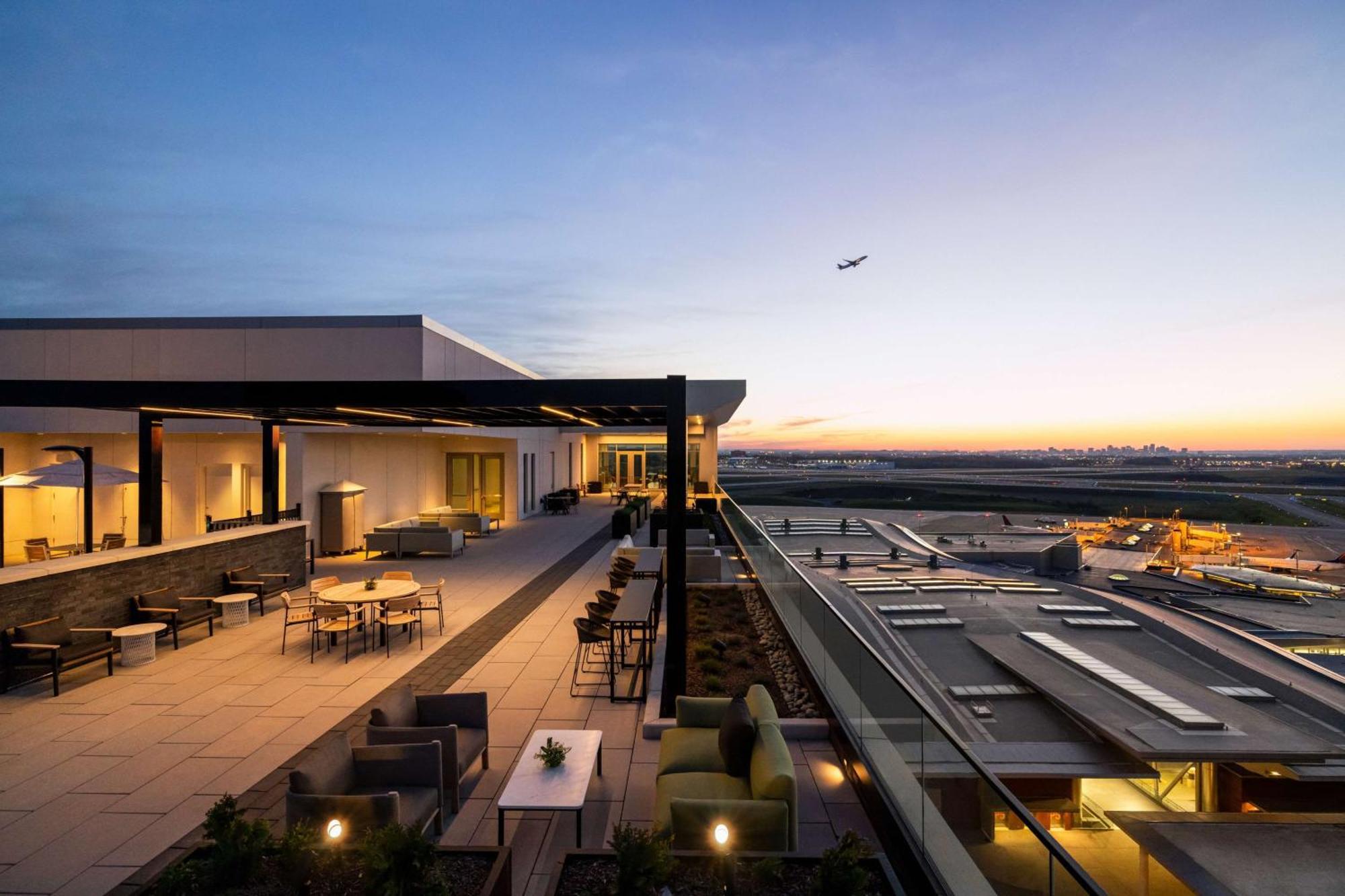 Hilton Bna Nashville Airport Terminal ภายนอก รูปภาพ