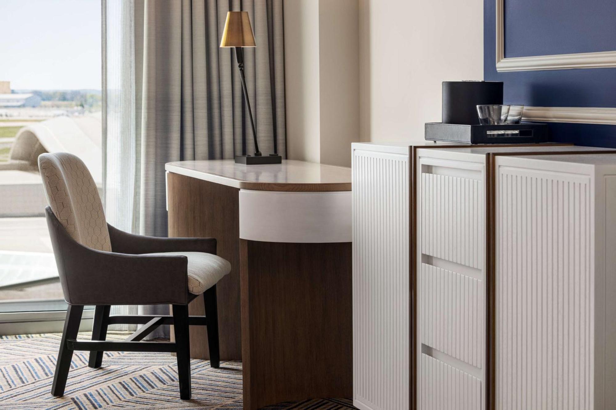 Hilton Bna Nashville Airport Terminal ภายนอก รูปภาพ